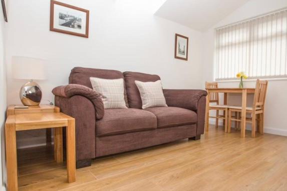The Chimneys Bed & Breakfast Perth Eksteriør bilde