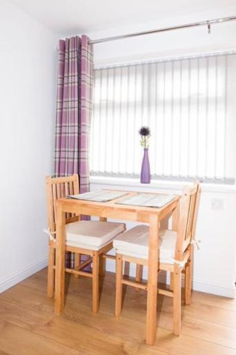 The Chimneys Bed & Breakfast Perth Eksteriør bilde