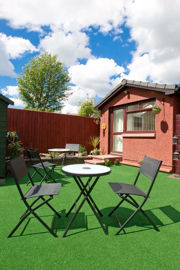 The Chimneys Bed & Breakfast Perth Eksteriør bilde